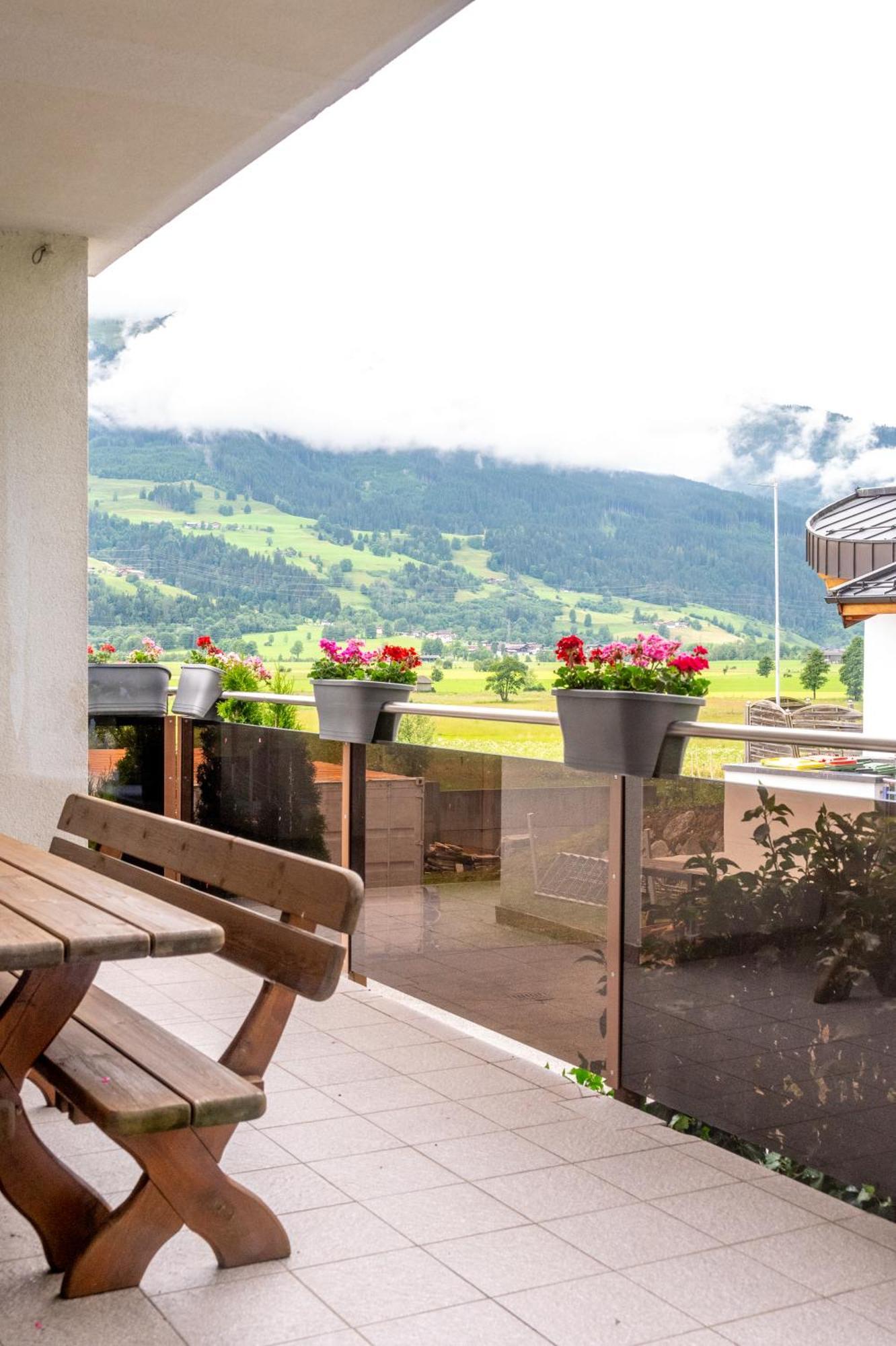 Haus Piesendorf Apartment Luaran gambar